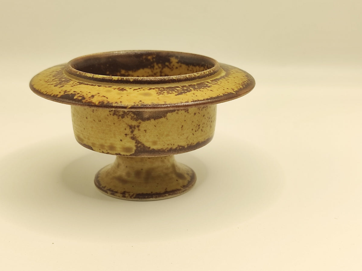 土楼香插 / Earthen Building Incense Holder — 高温细瓷香插 · TZF 009 | 佘山窑