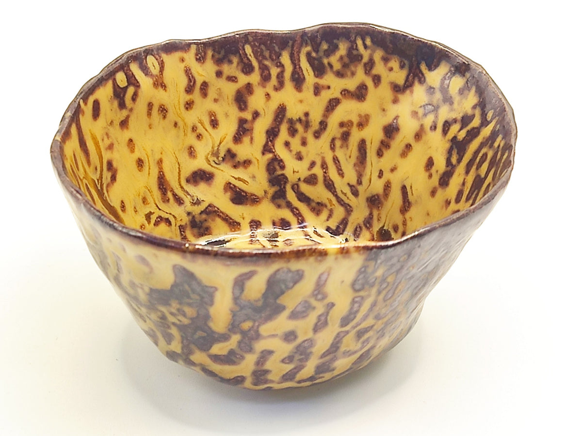 玳瑁 1 / Hawksbill 1 — 高温细瓷茶杯 · TZF 001 | 佘山窑